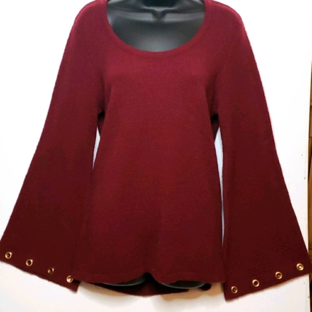 NWT Kensie Maroon Grommet Bell Sleeve Sweater Sz M